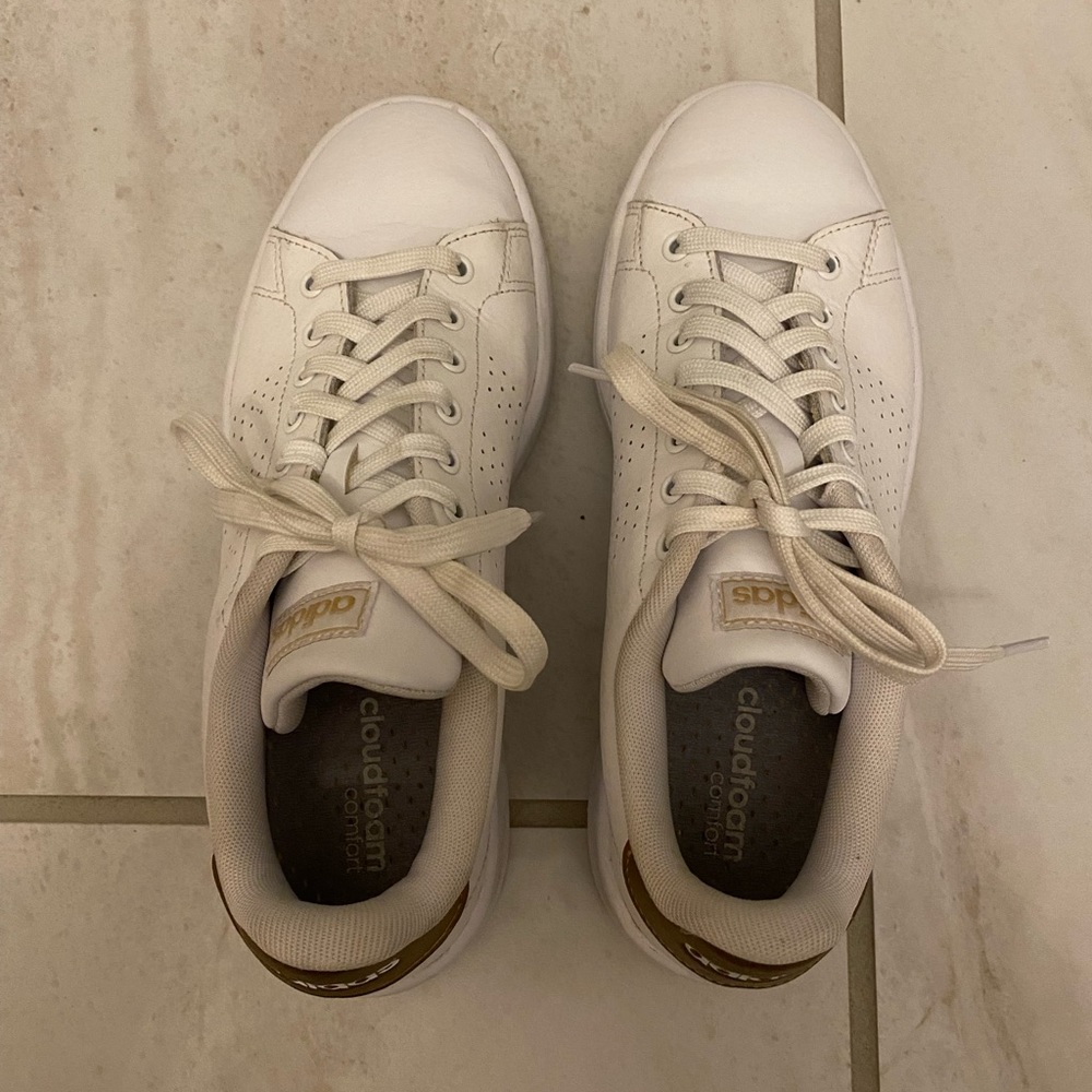 Adidas Sneakers